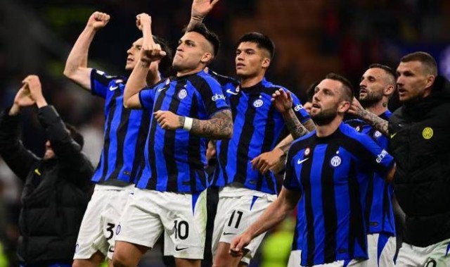 神锋群聚意甲无敌！06/07国米缔造王朝神话，欧冠为何成唯一遗憾？